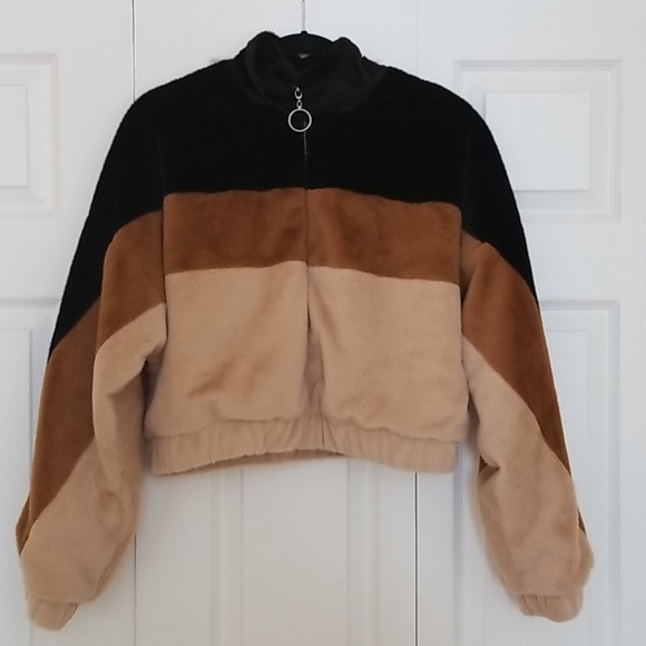 Forever 21 Jackets & Blazers - Cropped bomber jacket